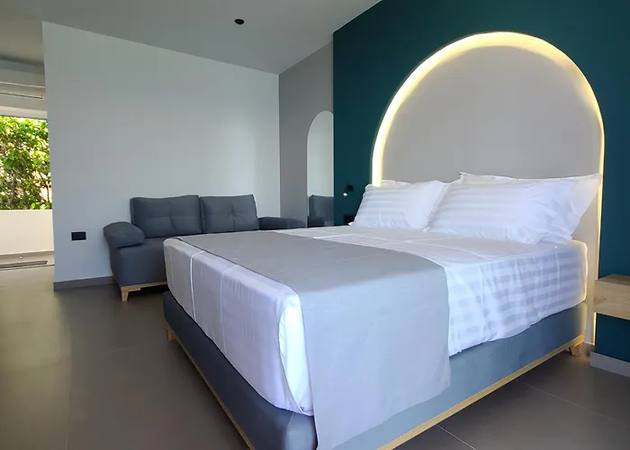 Sunset Boulevard בית הארחה צ'פרו