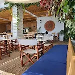 Sunset Boulevard Guest house 3*