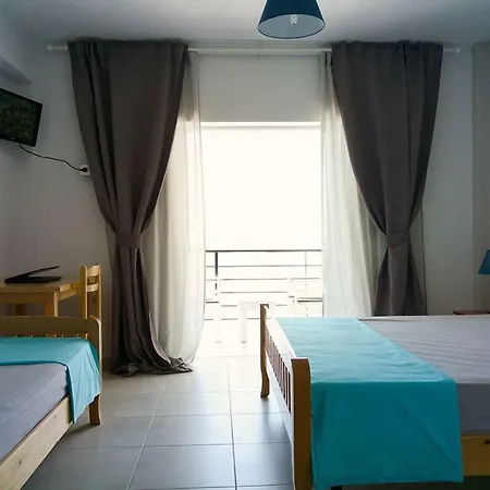 Pensjonat Sunset Boulevard Qeparo