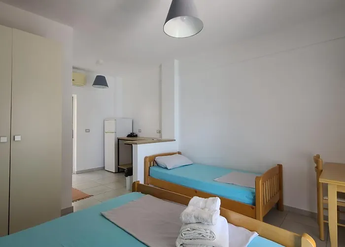 Sunset Boulevard Casa de hóspedes Qeparo