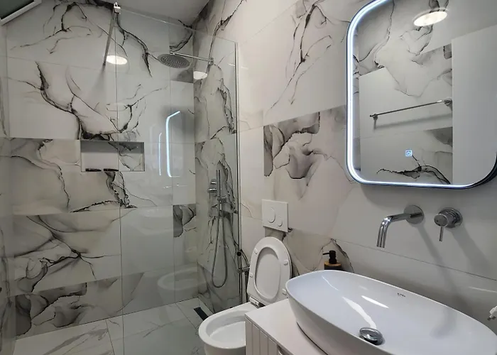 Sunset Boulevard Casa de hóspedes Qeparo